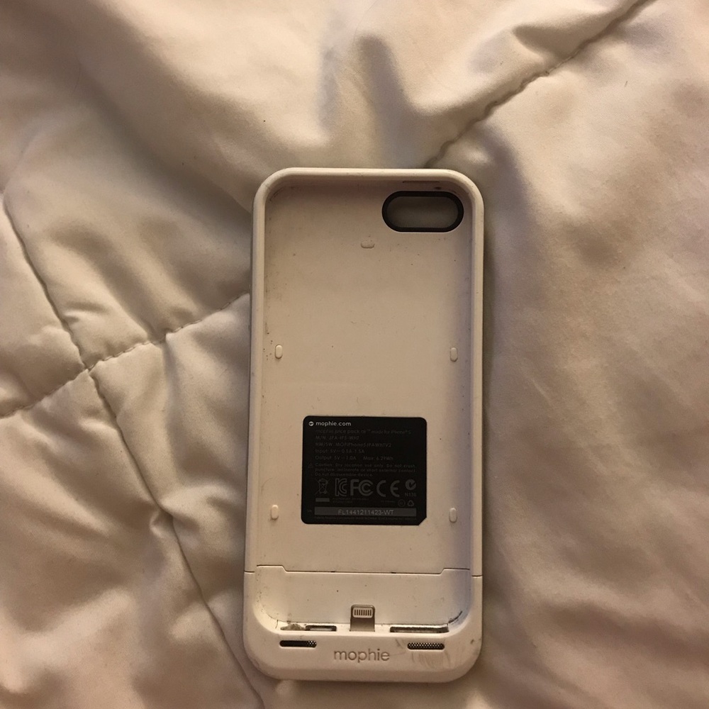 mophie iphone 5 charging case